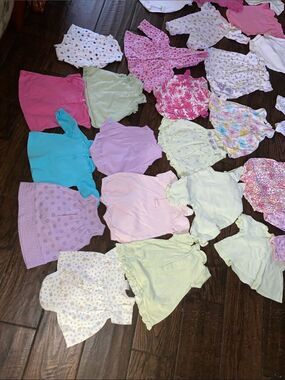 Baby Girl Clothing Big Lot  Size Various 0/3 06 Months Mor Sizes Approxi, ,